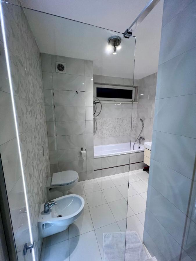 Monte Amnis Kosice Apartment エクステリア 写真